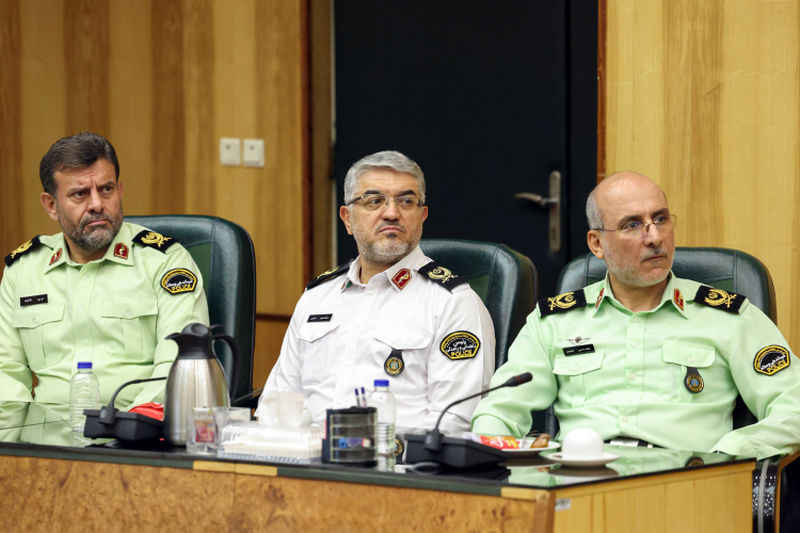 دیدار دکتر مسعود پزشکیان با فرماندهان فراجا و بازدید از ستاد فرماندهی انتظامی در سه شنبه 15 مهر 1404