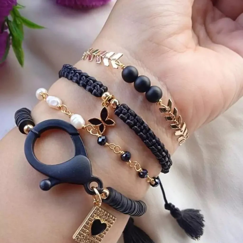 دستبند مهره ای