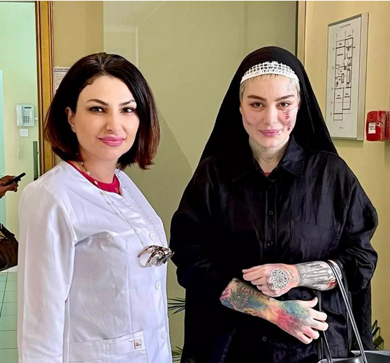 سحر قریشی در کنار سارا خوئینی‌ها