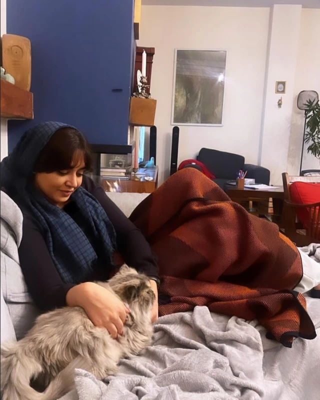 شیرین نون خ