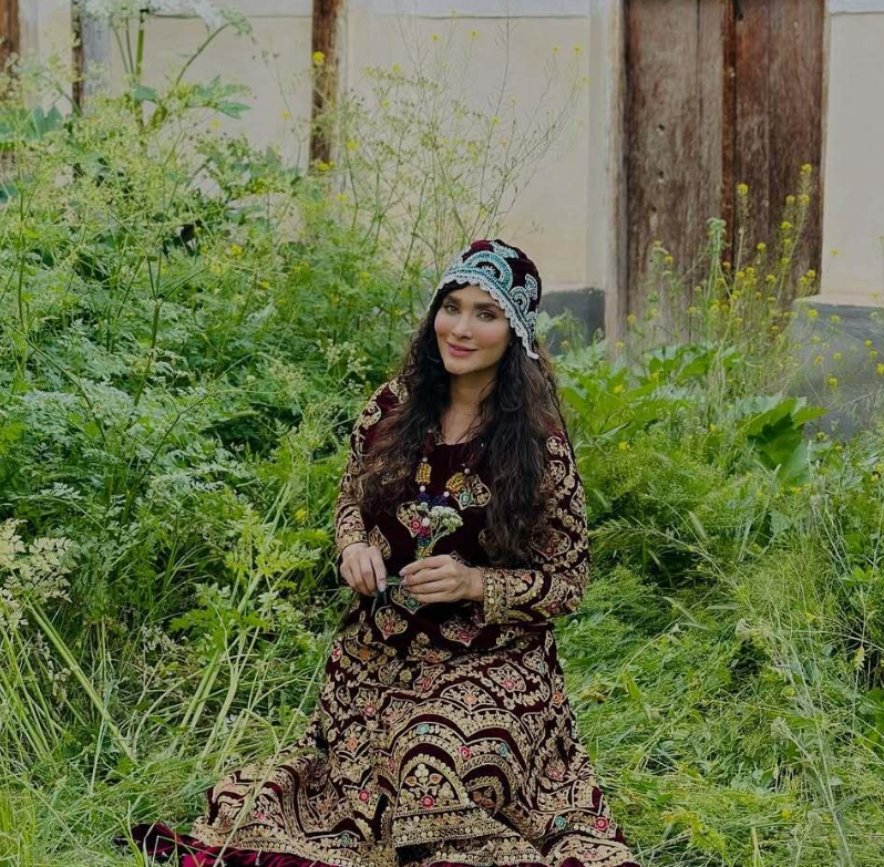 تصویری دیگر از بازیگر