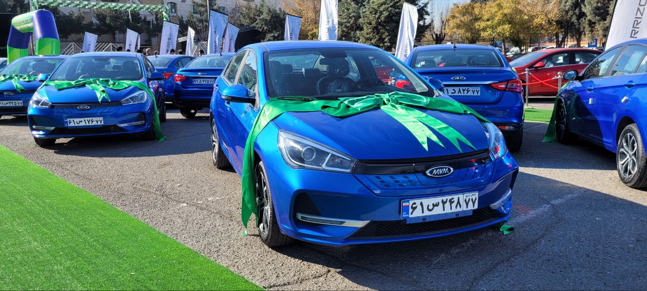 رونمایی از خودرو برقی مونتاژی چینی