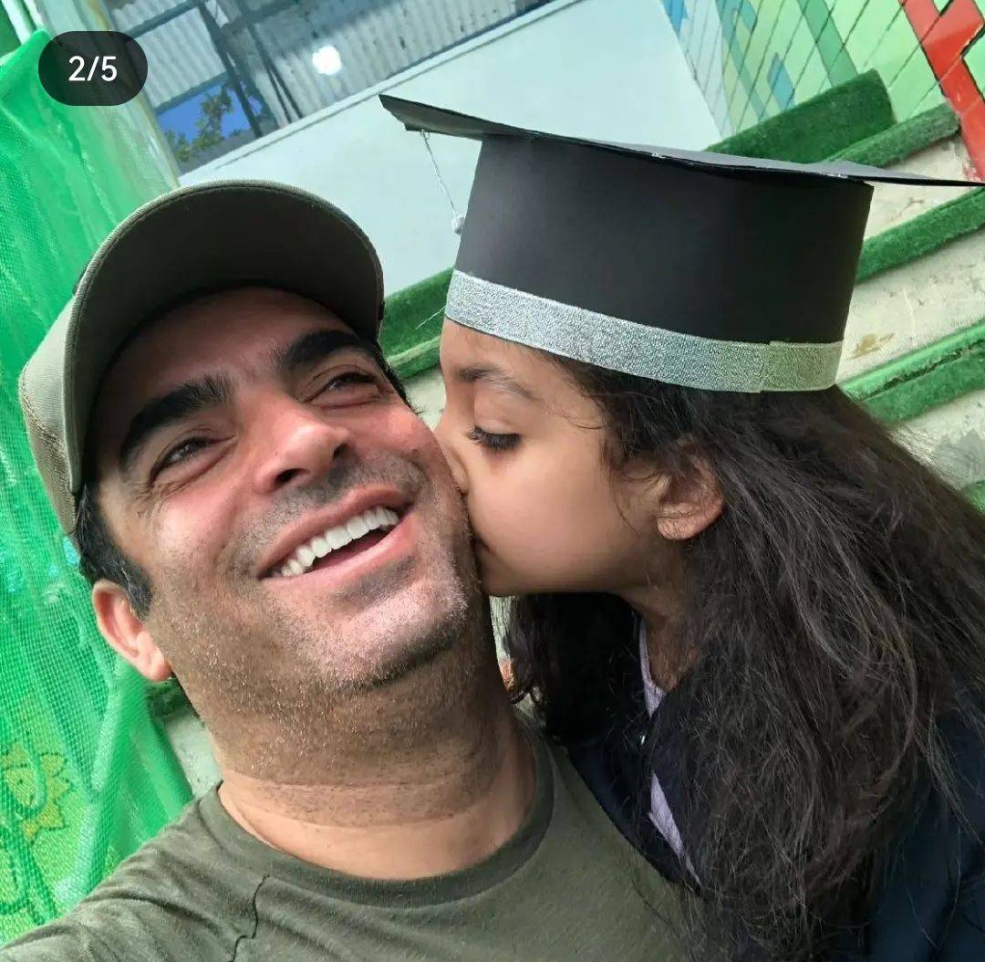 منوچهر هادی