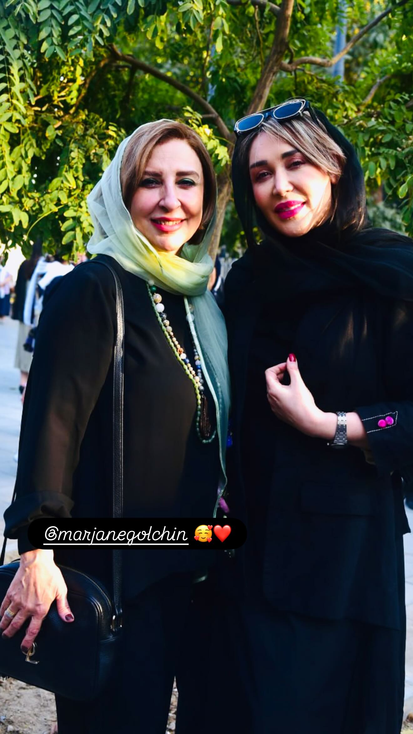 تصویر مرجانه گلچین و سارا منجزی‌پور