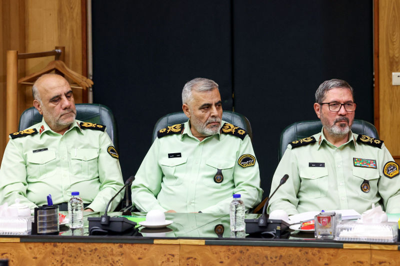 دیدار دکتر مسعود پزشکیان با فرماندهان فراجا و بازدید از ستاد فرماندهی انتظامی در سه شنبه 15 مهر 1404