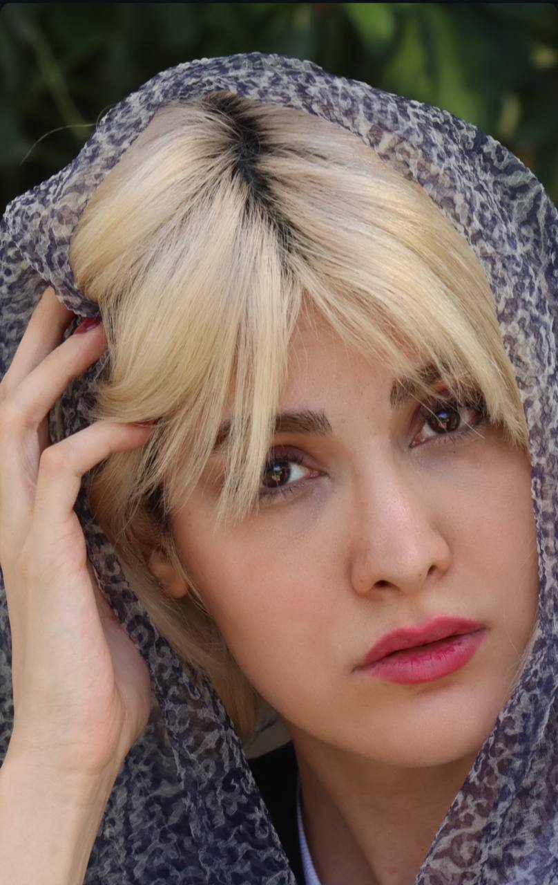 چهره واقعی ریحانه رضی