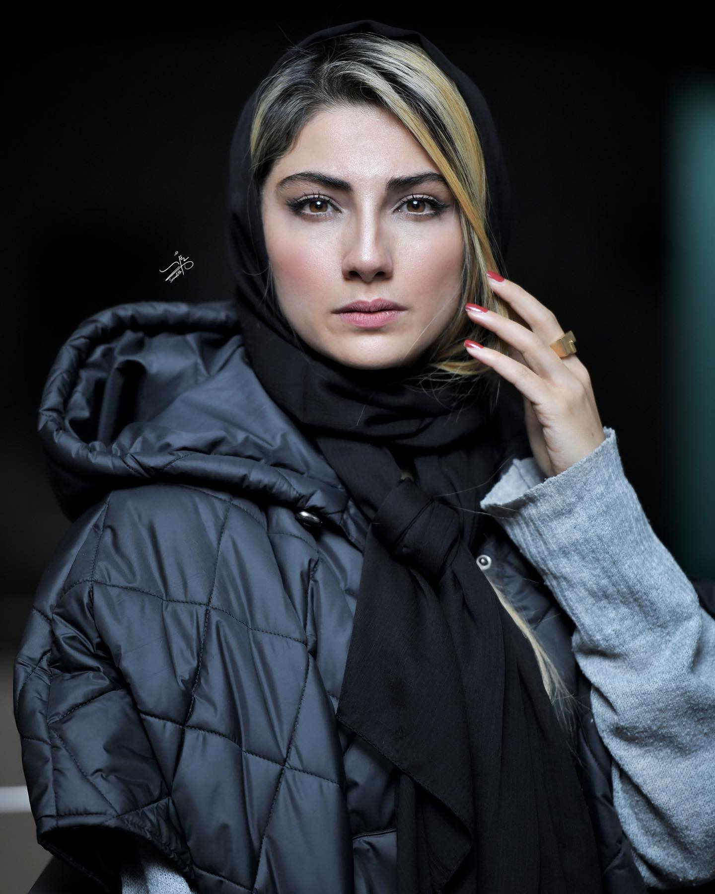 محیا دهقانی