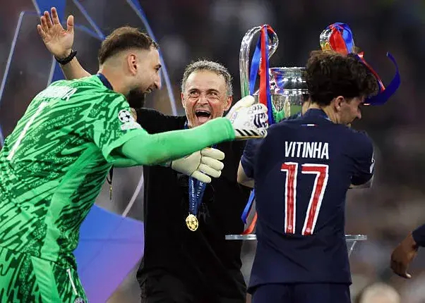 تصویری از جان لوئیجی دوناروما