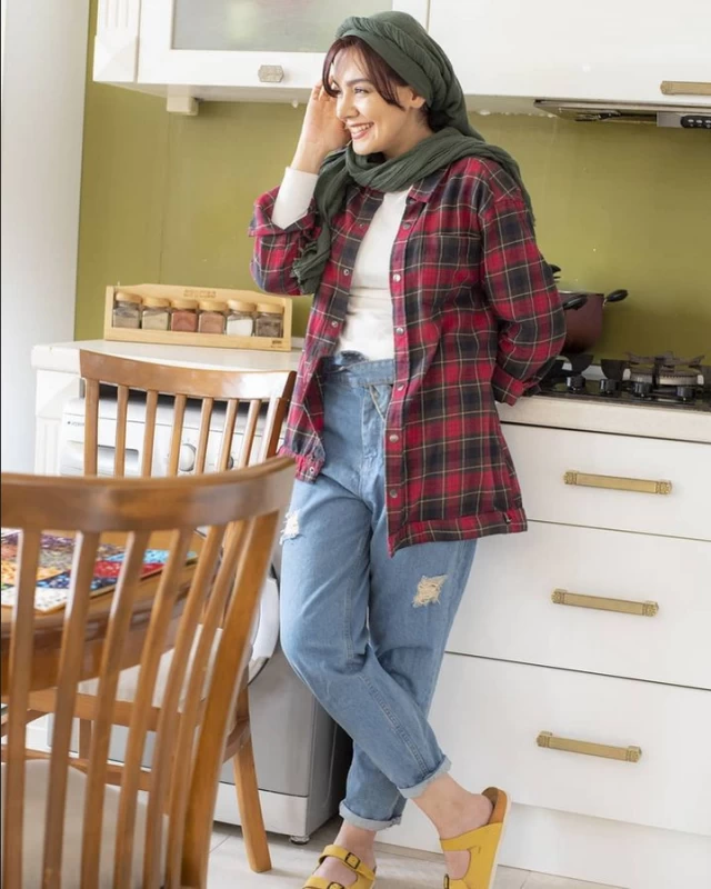 شیرین نون خ