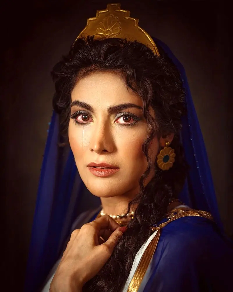 ریحانه رضی با گریم کاساندان