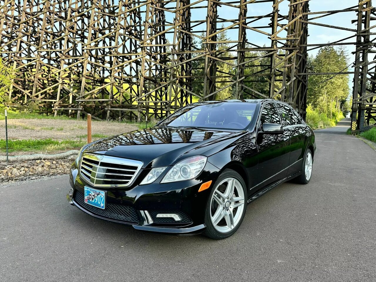 مرسدس بنز فقط ۷۳۰ میلیون تومان! /عکس