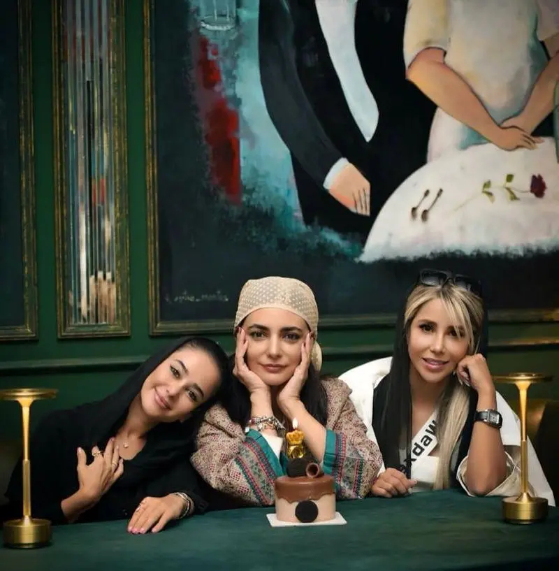 عکس چهارم جشن تولد لیندا کیانی