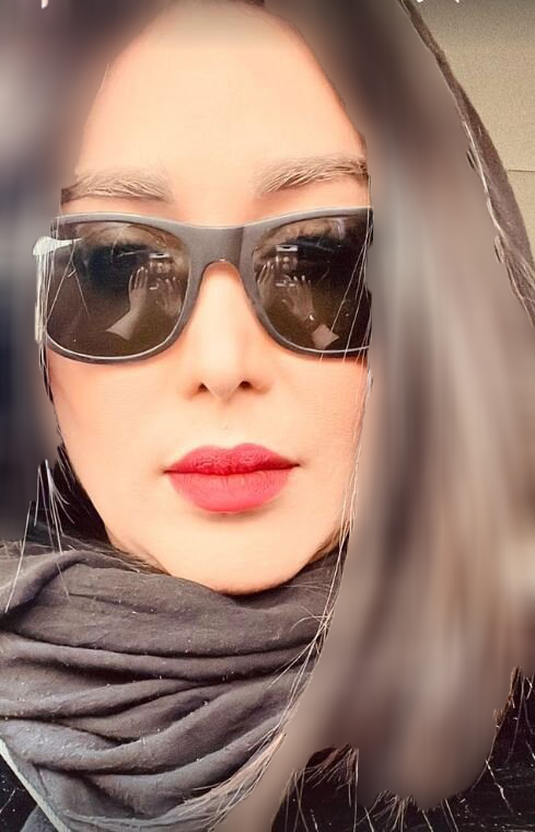 سارا منجزی پور