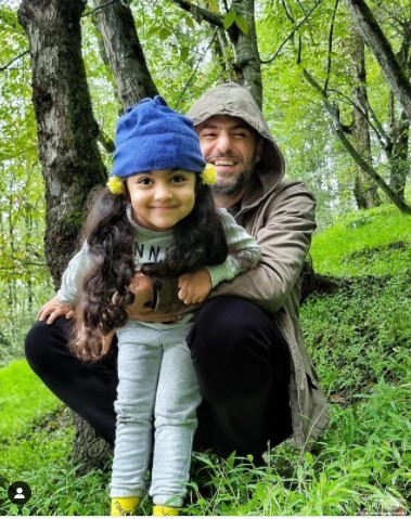 علی ضیا و خواهرزاده‌اش