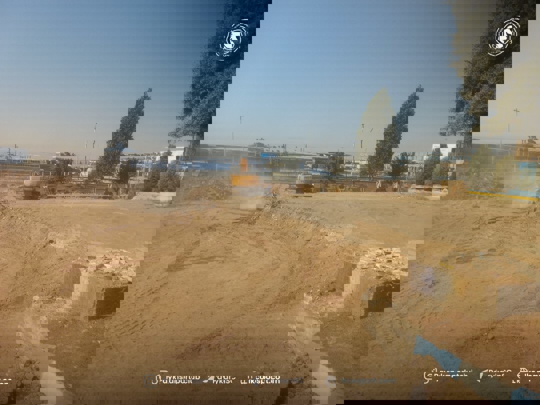 پروژه بازسازی زمین چمن