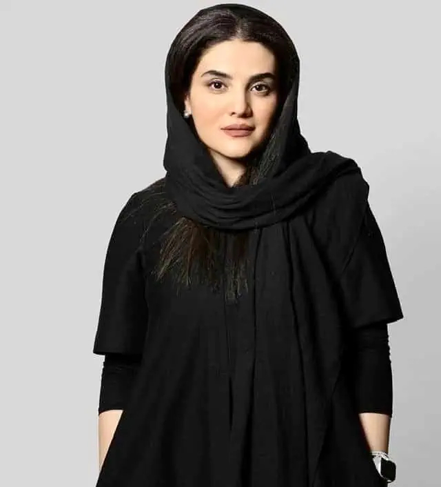 صبا سهیلی و خانواده