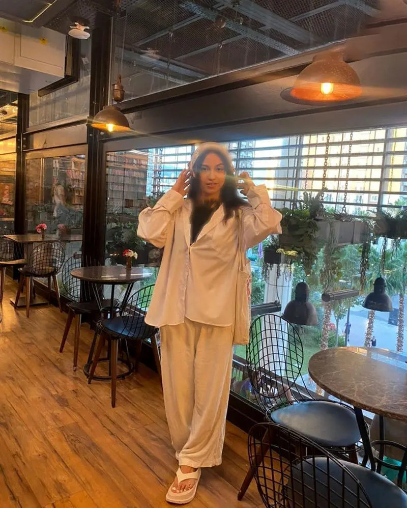  نیکی نصیریان