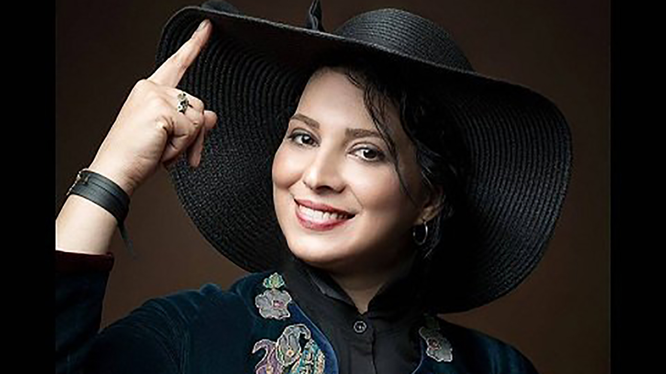 روشنک عجمیان