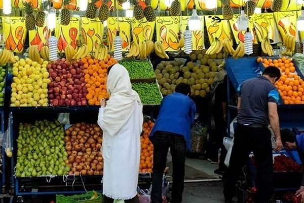  قیمت میوه و سبزیجات در بازار/ از پرتقال ۱۸۸ هزارتومانی تا سیب ۲۰۰ هزارتومانی 