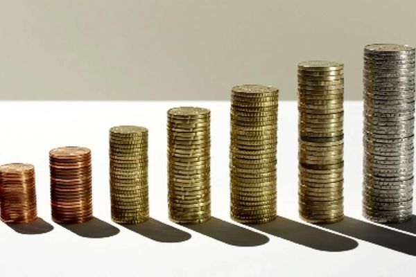 خبر مهم برای بازنشستگان / همین الان با کارت ملی به بانک بروید !