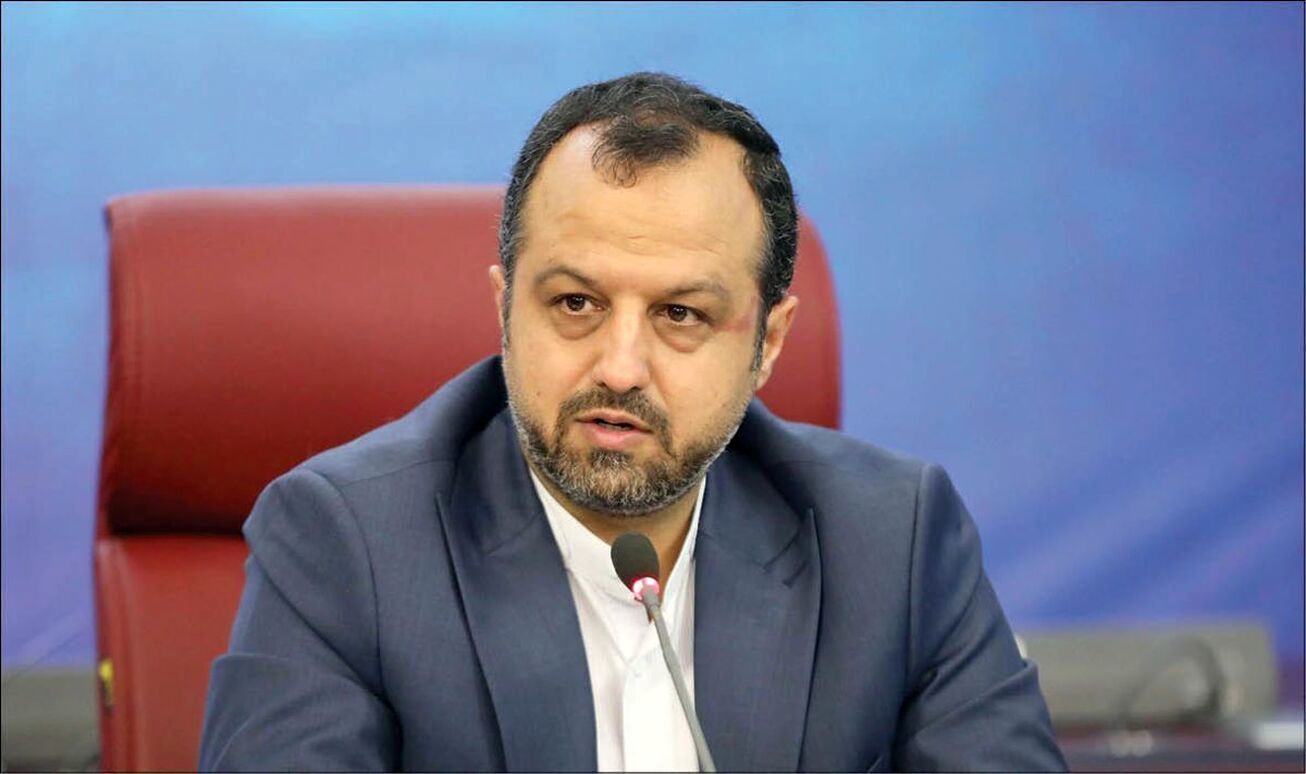 خبر وزیر اقتصاد درباره نرخ سود بانکی / تا آخر سال اجرایی می شود !