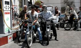موتورسواران بعد از این خبر شوکه شدند! سهمیه بنزین تعیین تکلیف شد