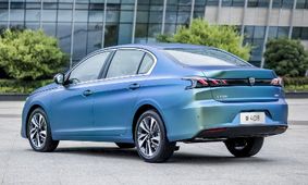 پژو ۴۰۸ از لیست ایران خودرو خارج شد/ پایان انتظار!