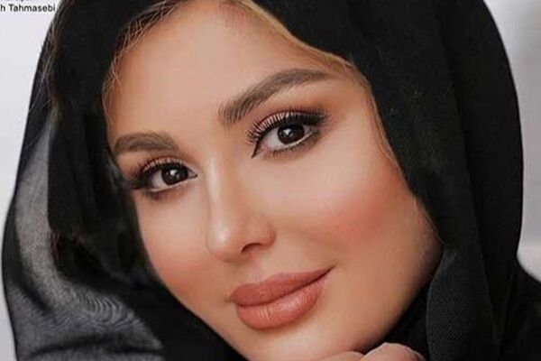 واکنش تند نیوشا ضیغمی به علی کریمی؛ افشاگری علیه خوشحالی وقیحانه کرمان!