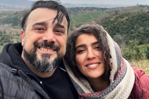 عاشقانه‌هایی که همه رو شگفت‌زده کرد؛ سپند امیرسلیمانی و مونا کرمی درخشان‌تر از همیشه! + فیلم