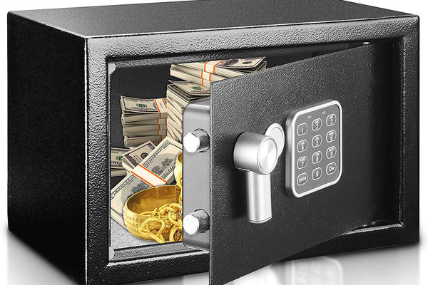 هجوم ناگهانی به بازار گاو صندوق‌ های خانگی / با بالا رفتن قیمت سکه و طلا