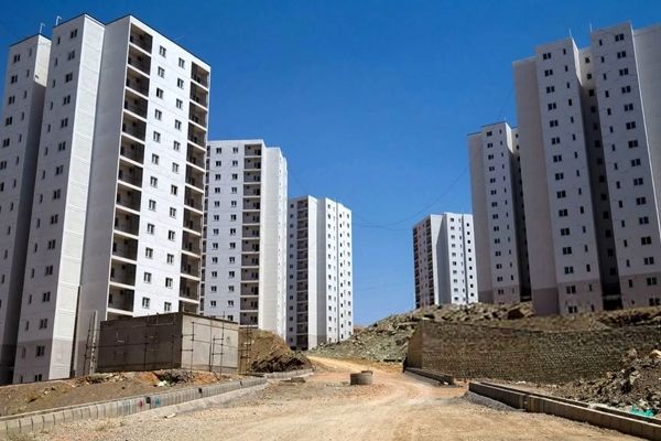 بحران مسکن در تهران؛ رکود تورمی خرید خانه را دست‌نیافتنی کرد