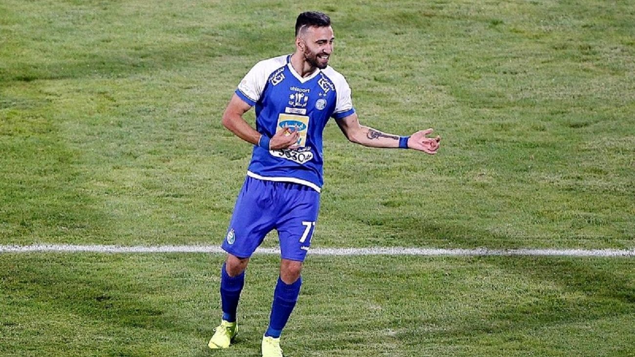 رسمی / ارسلان مطهری در لباس پرسپولیس !! + عکس