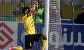 خشم بازیکن 17 میلیاردی سپاهان از تعویض 