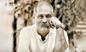 نادر فلاح: آیا تئاتر فقط برای سرگرمی است؟