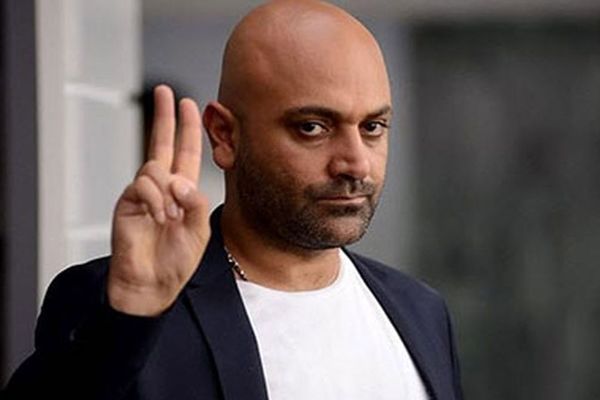 عکس جنجالی مهدی کوشکی و همسر شیک‌پوشش با استایلی خاص و کلاسیک!