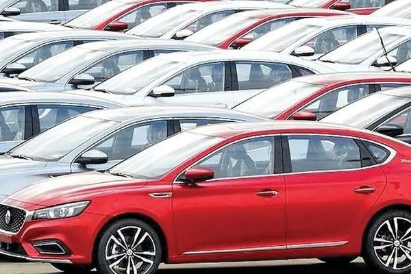 زلزله‌ای بزرگ در بازار خودرو؛ خرید ماشین دست‌نیافتنی‌تر از همیشه!