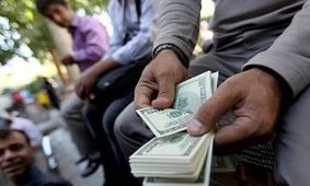 سود 9 میلیونی معامله دلار فقط با کارت ملی / در صرافی ها جای سوزن انداختن هم نیست !