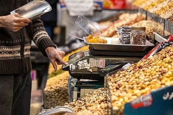 کالابرگ ۳۰۰ هزار تومانی در برابر میوه ۲۰۰ هزار تومانی؛ بی‌عدالتی در اوج