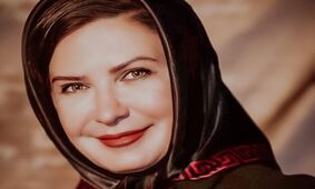 عکسی بامزه از کودکی بازیگر سریال در پناه تو / لعیا زنگنه در 5 سالگی !