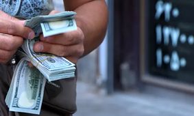 آیا وقت خرید دلار است؟