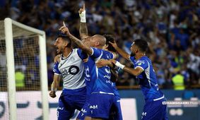 درگیری شدید مازیار زارع با یک استقلالی منفور پرسپولیسی ها