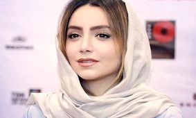 تغییر چهره جذاب نازنین بیاتی با آرایش دخترانه ! / چقدر ملیح و ناز شده !