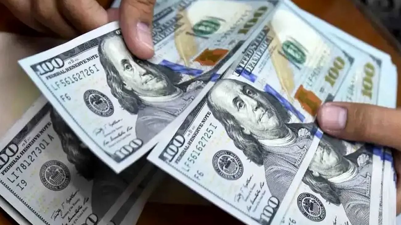دلار در مسیر جدید / تحلیلگران درباره آینده دلار چه میگویند؟