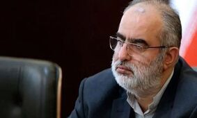 انتقاد حسام‌الدین آشنا از قالبیاف: هر نوشته‌ای را که دستتان رسید، با صدای بلند نخوانید!‌