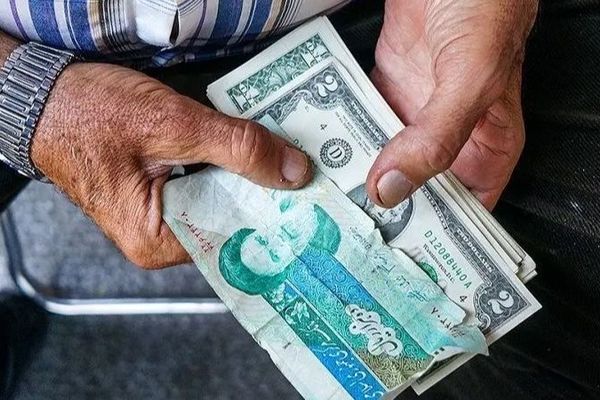 چرا مردم دلار را به سایر ارزها ترجیح می‌دهند؟