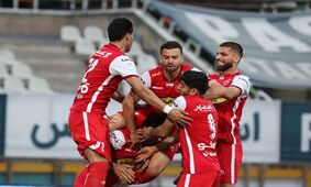 هافبک گلگهر به پرسپولیس پیوست