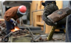 پیشنهاد افزایش 60 درصدی حقوق کارگران 
