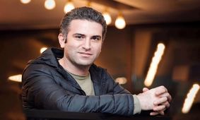 این عکس ها دل هر دختری را آب می کند ! / هوتن محبوب دل هاست !