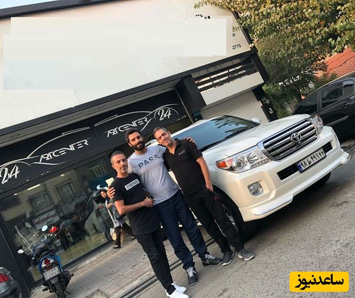 ماشین منوچهر هادی