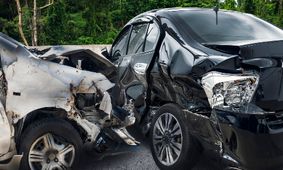 جزئیات بخشنامه فوری بیمه مرکزی برای خودروهای لوکس و نامتعارف